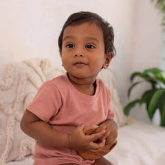 100% GOTS CERTIFIED ORGANIC COTTON Solid basic onesie for Infants - Dusty Pink Solid