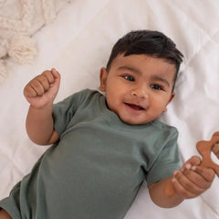 100% GOTS CERTIFIED ORGANIC COTTON Solid basic onesie for Infants - Olive Solid