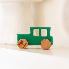 Trail Bliss - Wooden green jeep