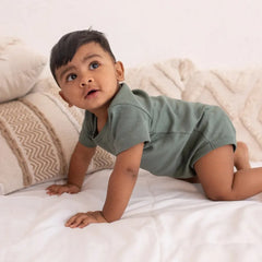 100% GOTS CERTIFIED ORGANIC COTTON Solid basic onesie for Infants - Olive Solid